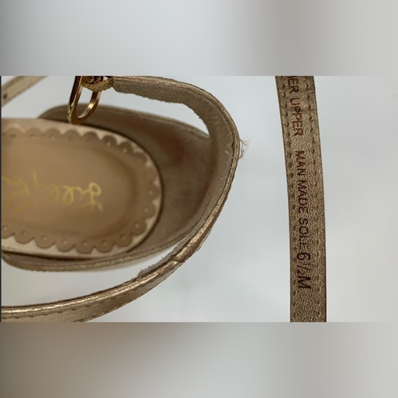 LILLY PULITZER gold cork wedge open toe sandals - Picture 5 of 5